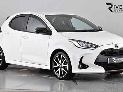 Used Toyota Yaris Hybrid 116 HP (85 kW) 2022 White Hatchback