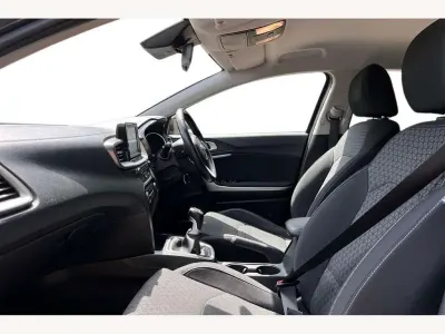 Used Kia Ceed 118 HP (86 kW) 2019 Grey Hatchback