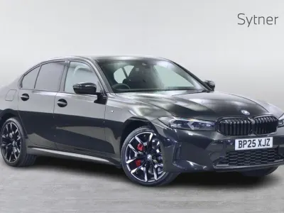 Begagnad BMW 330e M Sport 288 HK (211 kW) 2025 Svart