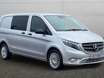 Begagnad VW Touran S 105 HK (77 kW) 2013 Minibuss