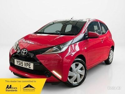 Used Toyota Aygo X-play 69 HP (50 kW) 2015 Red Hatchback