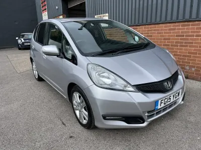 Used Honda Jazz ES 2015 Silver Hatchback