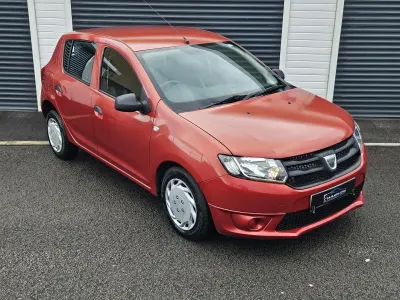 Used Dacia Sandero Ambiance 2015 Red Hatchback
