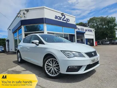 Used Seat Leon SE Dynamic 130 HP (95 kW) 2019 White Hatchback