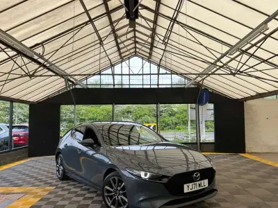 Usado Mazda 3 Inclusive 2021 Cinzento Citadino