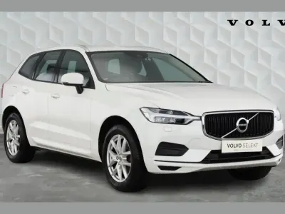 Używany Volvo XC60 Momentum 190 KM (139 kW) 2020 Biały SUV