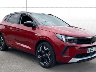 Used Vauxhall Grandland X Ultimate 130 HP (95 kW) 2022 Red SUV