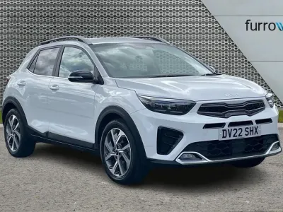 Used Kia Stonic GT-Line 117 HP (86 kW) 2022 White SUV