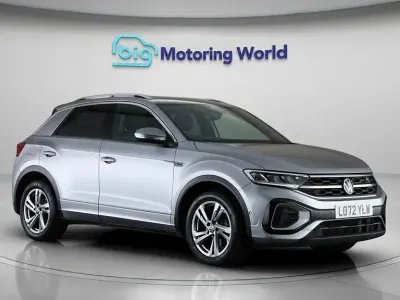 Usado VW T-Roc R-line 150 HP (110 kW) 2022 Prateado SUV
