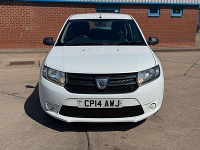 Begagnad Dacia Sandero Ambiance 75 HK (55 kW) 2014 Vit Halvkombi