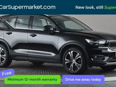 Begagnad Volvo XC40 Inscription 262 HK (192 kW) 2021 Svart SUV