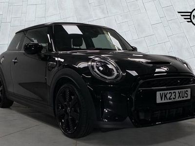 Usado Mini Cooper S Exclusive 176 HP (129 kW) 2023 Preto Citadino