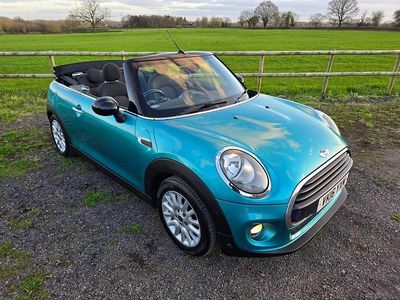 Begagnad Mini Cooper Cabriolet 2016 Metallic Cab