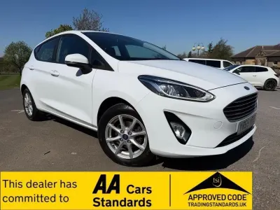 Używany Ford Fiesta Zetec 2019 Biały Hatchback