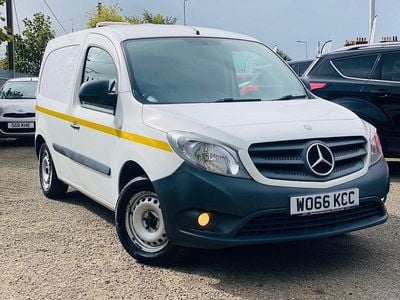 Mercedes Citan 109