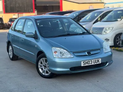 Używany Honda Civic Executive 110 KM (80 kW) 2003 Zielony Hatchback