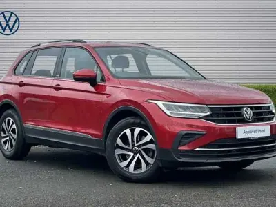Used VW Tiguan Active 150 HP (110 kW) 2022 Red SUV