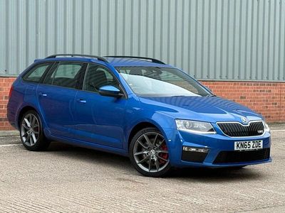 Blue Used 2015 Skoda Octavia vRS Estate | £10,995 (Expensive)