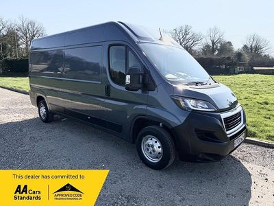 Used Peugeot Boxer 140 HP (102 kW) 2022 Grey Van