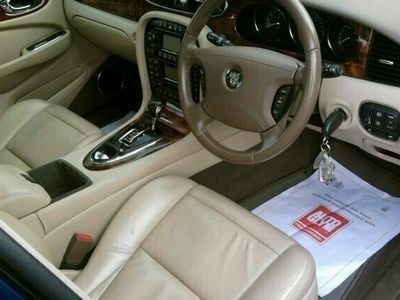 Used Jaguar XJ6 240 HP (176 kW) 2005 Sedan