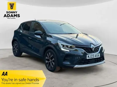 Second-hand Renault Captur Evolution 143 CP (105 kW) 2023 Albastru SUV