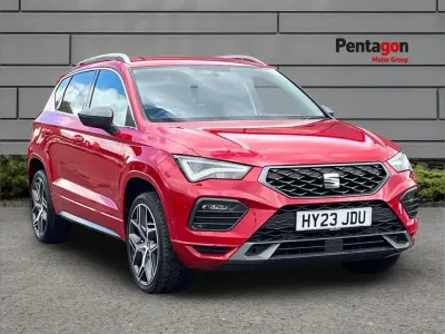 Begagnad Seat Ateca FR Sport 150 HK (110 kW) 2023 Röd SUV