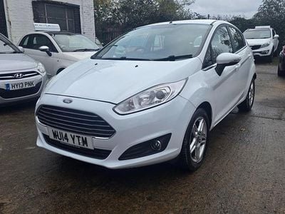 Used Ford Fiesta Zetec 2014 White Hatchback