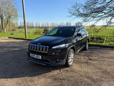 Used Jeep Cherokee Limited 200 HP (147 kW) 2017 Black SUV