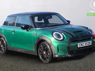 Begagnad Mini Cooper Level 3 135 kW (184 HK) 2023 Halvkombi