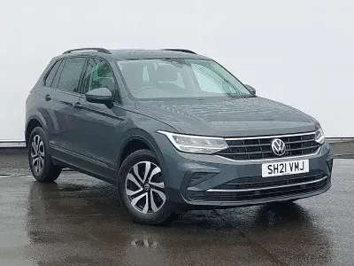 Second-hand VW Tiguan Active 150 CP (110 kW) 2021 Gri SUV