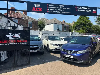 Used Nissan Qashqai N-Connecta 115 HP (84 kW) 2017 Blue SUV