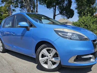 Used Renault Scénic III Dynamique 110 HP (80 kW) 2013 Estate