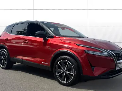 Used Nissan Qashqai Tekna 190 HP (139 kW) 2023 Red SUV