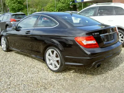 Begagnad Mercedes C180 Sport Edition 156 HK (114 kW) 2011 Svart Sportkupé
