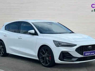 Usado Ford Focus ST 280 HP (205 kW) 2024 Branco Citadino
