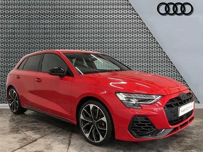 Begagnad Audi S3 Sportback Black Edition 333 HK (244 kW) 2025 Röd Halvkombi