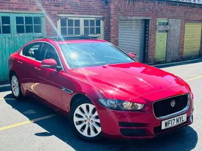 Used Jaguar XE Prestige 163 HP (119 kW) 2017 Red Sedan