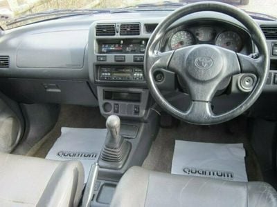 Used Toyota RAV4 126 HP (92 kW) 1998 SUV