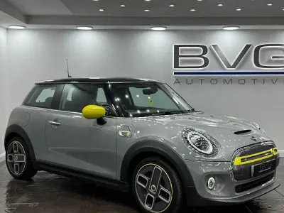 Used Mini Cooper Level 1 135 kW (184 HP) 2020 Hatchback