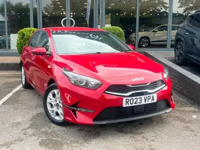 Used Kia Ceed 158 HP (116 kW) 2023 Red Hatchback