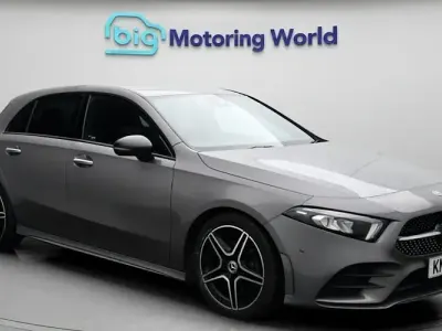 Begagnad Mercedes A180 AMG line 136 HK (100 kW) 2022 Grå Halvkombi