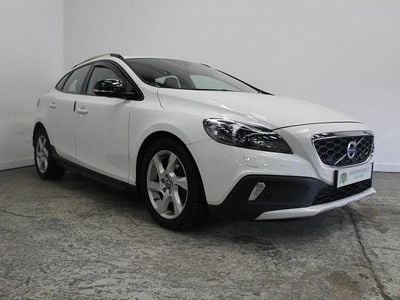 Used Volvo V40 CC 120 HP (88 kW) 2015 Estate