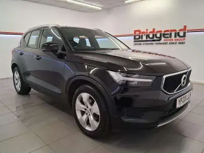 Used Volvo XC40 Momentum 160 HP (117 kW) 2020 Black SUV