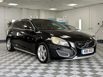 Used Volvo V60 R-Design 148 HP (108 kW) 2011 Black Estate