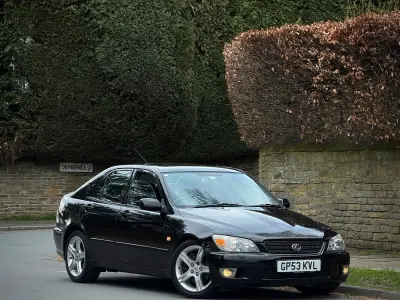 Used Lexus IS200 2003 Black Sedan