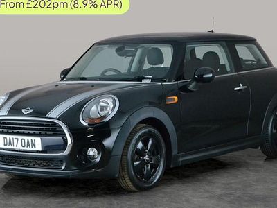 Used Mini Cooper Hatch 136 HP (100 kW) 2017 Black Hatchback