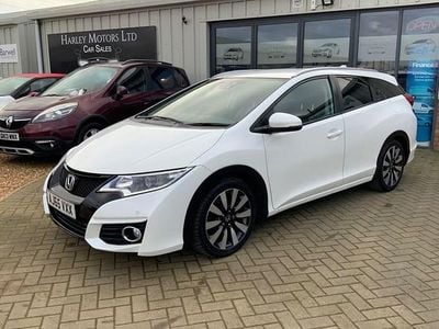 White Used 2015 Honda Civic SR Estate | £6,750 (Fair price)