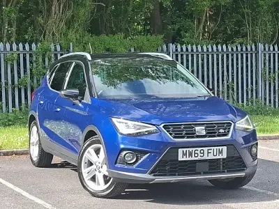 Używany Seat Arona FR 115 KM (84 kW) 2020 Niebieski SUV