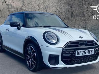 White Used 2025 Mini Cooper S Hatch Hatchback | £29,900 (Expensive)