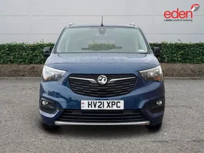 Used Vauxhall Combo Elite 131 HP (96 kW) 2021 Blue MPV